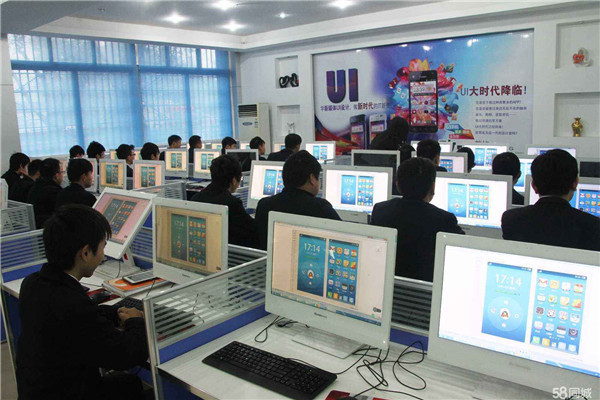 川銘教育 賦能未來，引領(lǐng)信息技術(shù)咨詢新航標(biāo)